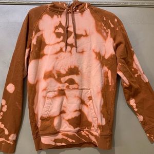 H&M Hoodie, tie dyed, terracotta color. Heavy weight and super soft.